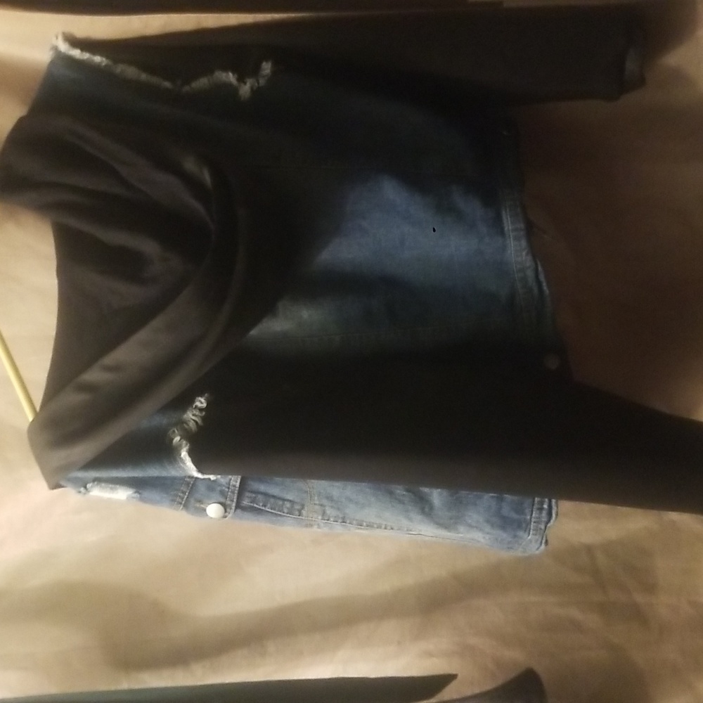 Jean jacket - Picture 6 of 8